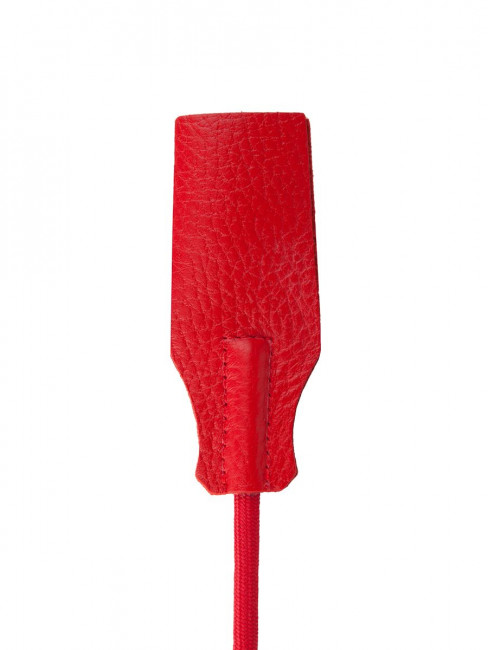 Красный стек с кожаной ручкой - 70 см. Красный стек с кожаной ручкой - 70 см.