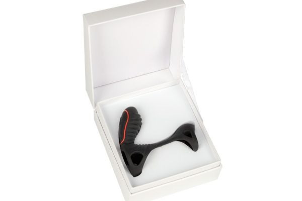 Чёрная насадка на фаллос Gladiator + LRS с трехкнопочным пультом управления Чёрная насадка на фаллос Gladiator + LRS с трехкнопочным пультом управления