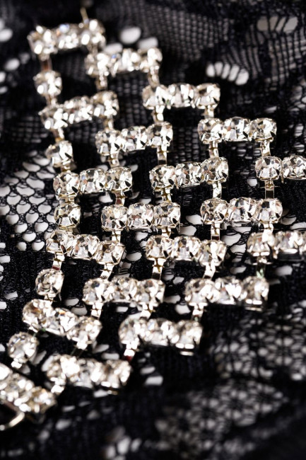 Трусики-стринги Chantal с треугольником из страз Трусики-стринги Chantal с треугольником из страз