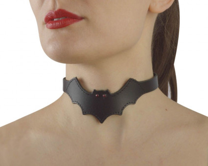 Черный чокер "Летучая мышь"