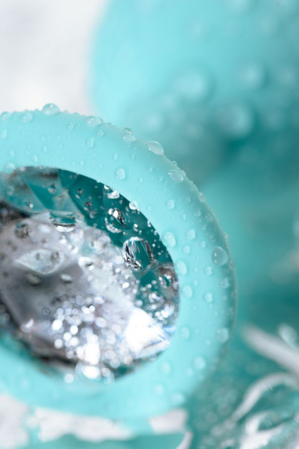 Мятная анальная пробка с прозрачным кристаллом - 7,3 см. Мятная анальная пробка с прозрачным кристаллом - 7,3 см.