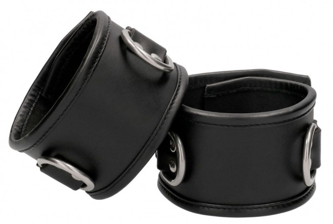 Черные поножи Restraint Ankle Cuff With Padlock Черные поножи Restraint Ankle Cuff With Padlock