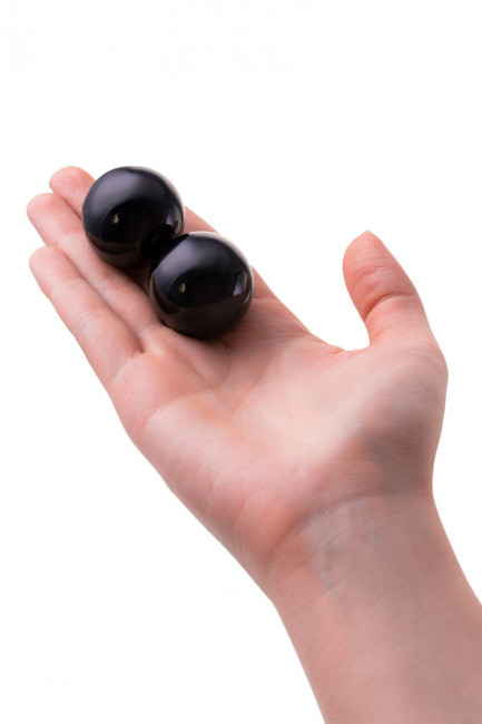Чёрные гладкие вагинальные шарики из стекла