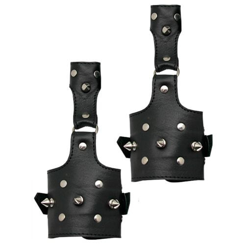 Наручники на кожаной подкладке, украшенные шипами Наручники на кожаной подкладке, украшенные шипами