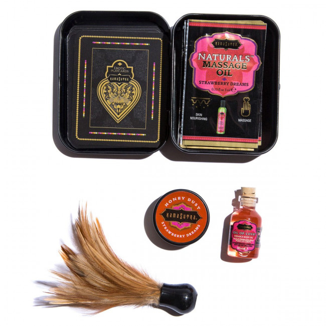 Эротический набор Weekender Kit Strawberry Dreams Эротический набор Weekender Kit Strawberry Dreams