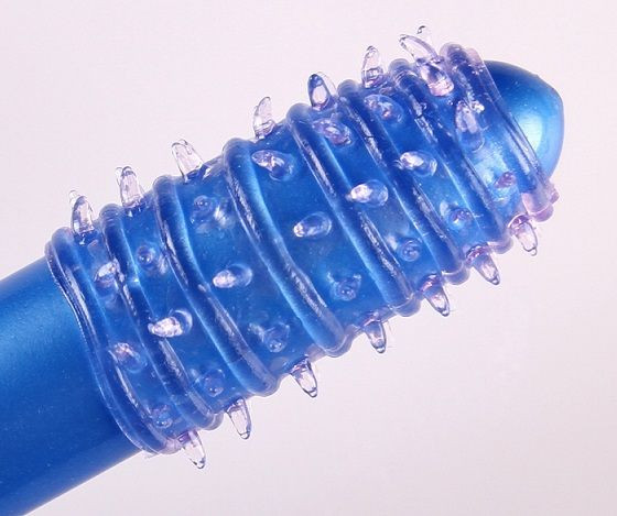 Розовая сквозная насадка на пенис с усиками Розовая сквозная насадка на пенис с усиками