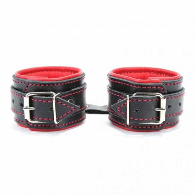 Оковы на ноги с красным подкладом