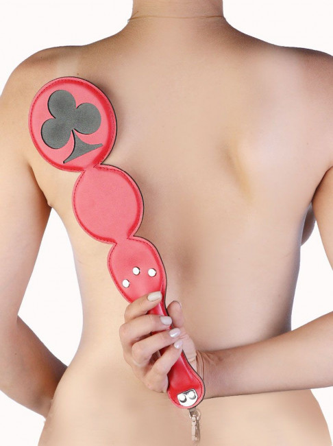 Шлёпалка "Трефы" с анальным плагом Шлёпалка "Трефы" с анальным плагом