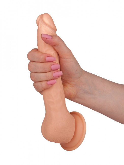 Телесный фаллоимитатор-реалистик на присоске - 18 см.