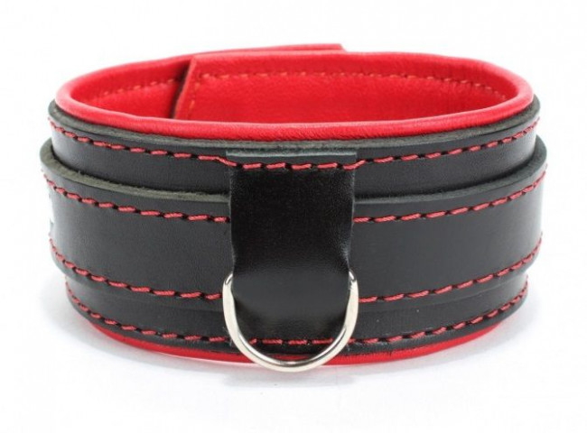 Ошейник с красным подкладом 