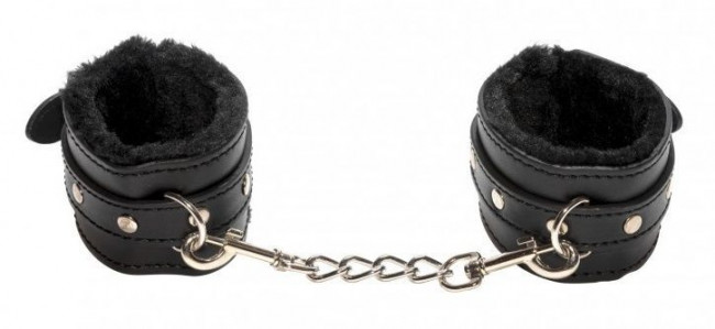 Эротический набор БДСМ из 7 предметов в черном цвете Эротический набор БДСМ из 7 предметов в черном цвете