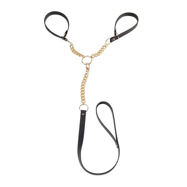 Чёрные наручники с петлёй MAZE T-RESTRAINTS Чёрные наручники с петлёй MAZE T-RESTRAINTS