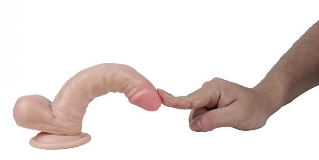 Телесный реалистичный фаллоимитатор REAL с трусиками для страпона - 17 см. Телесный реалистичный фаллоимитатор REAL с трусиками для страпона - 17 см.