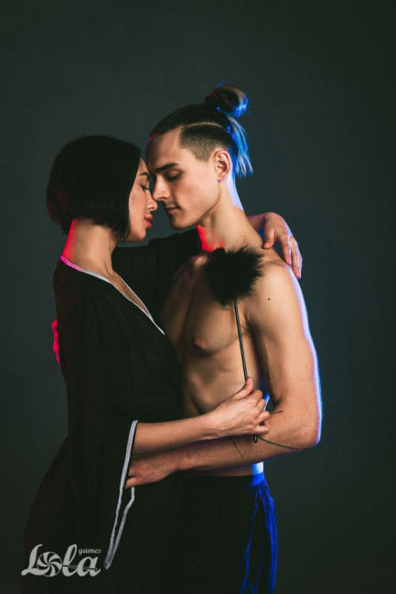 Черный пуховый тиклер Nightfall - 41 см. Черный пуховый тиклер Nightfall - 41 см.