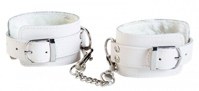 Белые кожаные наручники Белые кожаные наручники