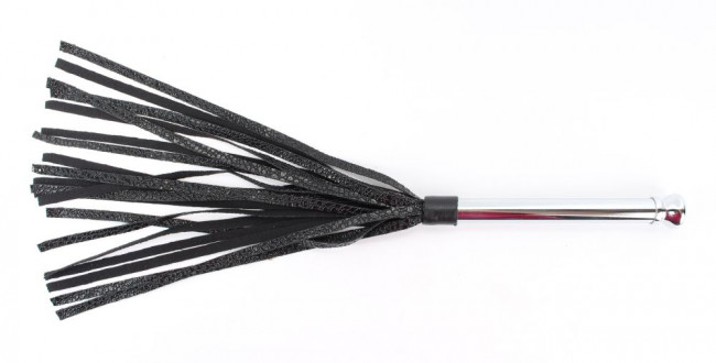 Плетка с металлической ручкой - 50 см.