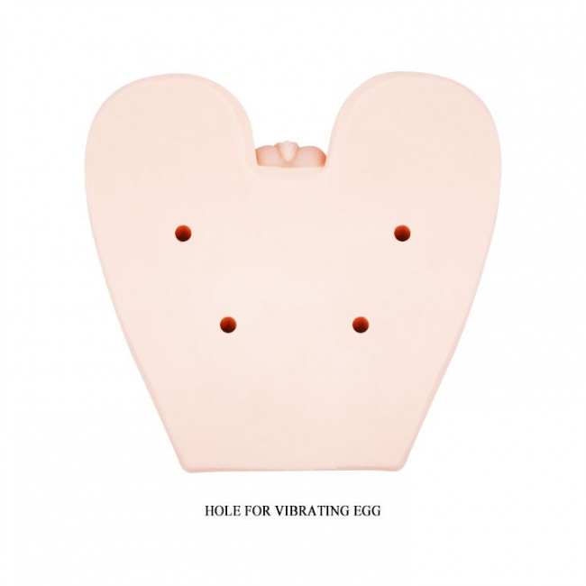 Пышная попка с двумя входами и вибрацией