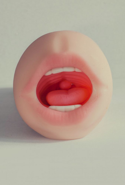 Двусторонний мастурбатор Goddess of Love - вагина и ротик Двусторонний мастурбатор Goddess of Love - вагина и ротик