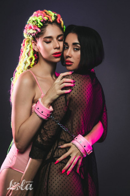 Розовые наручники Calm Розовые наручники Calm