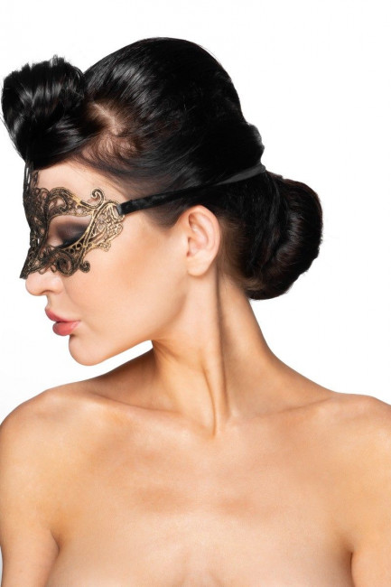 Золотистая карнавальная маска "Бекрус" Золотистая карнавальная маска "Бекрус"