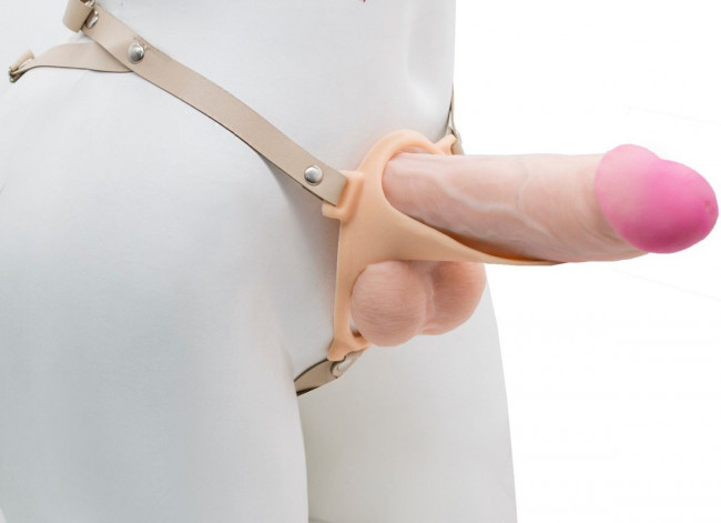 Телесный эректор-ложечка с фиксацией на ремешках MEN STYLE Телесный эректор-ложечка с фиксацией на ремешках MEN STYLE