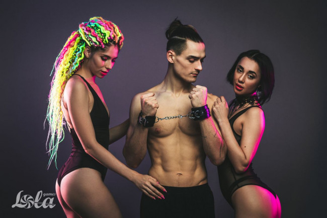 Черные наручники Serenity Черные наручники Serenity