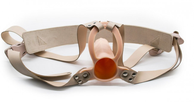 Телесный поясной парапротез - 17 см. Телесный поясной парапротез - 17 см.