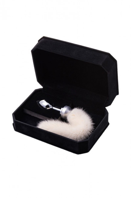 Малая анальная втулка с белым хвостом - 8,5 см. Малая анальная втулка с белым хвостом - 8,5 см.