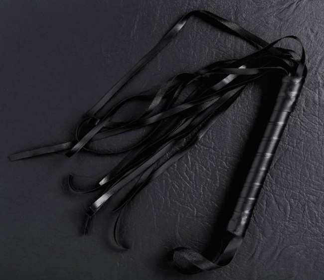 Игра для двоих "Эротическая башня. Территория соблазна" с плёткой Игра для двоих "Эротическая башня. Территория соблазна" с плёткой