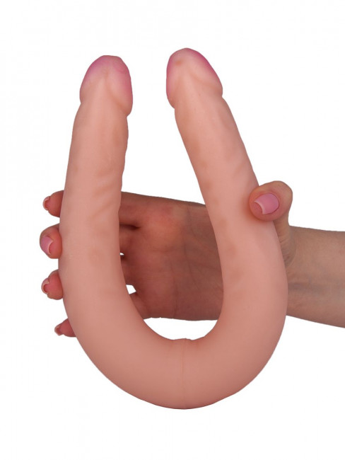 Двусторонний лесбийский фаллоимитатор из неоскин - 43 см. Двусторонний лесбийский фаллоимитатор из неоскин - 43 см.