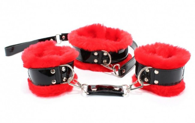 Набор с красным мехом BDSM Light