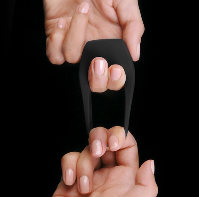 Чёрное эрекционное кольцо Tor 2 с вибрацией Чёрное эрекционное кольцо Tor 2 с вибрацией